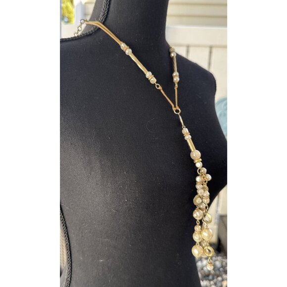 Chicos Pearl Cluster Pendant Gold Tone 17" Long Statement Necklace NEW - Picture 4 of 16